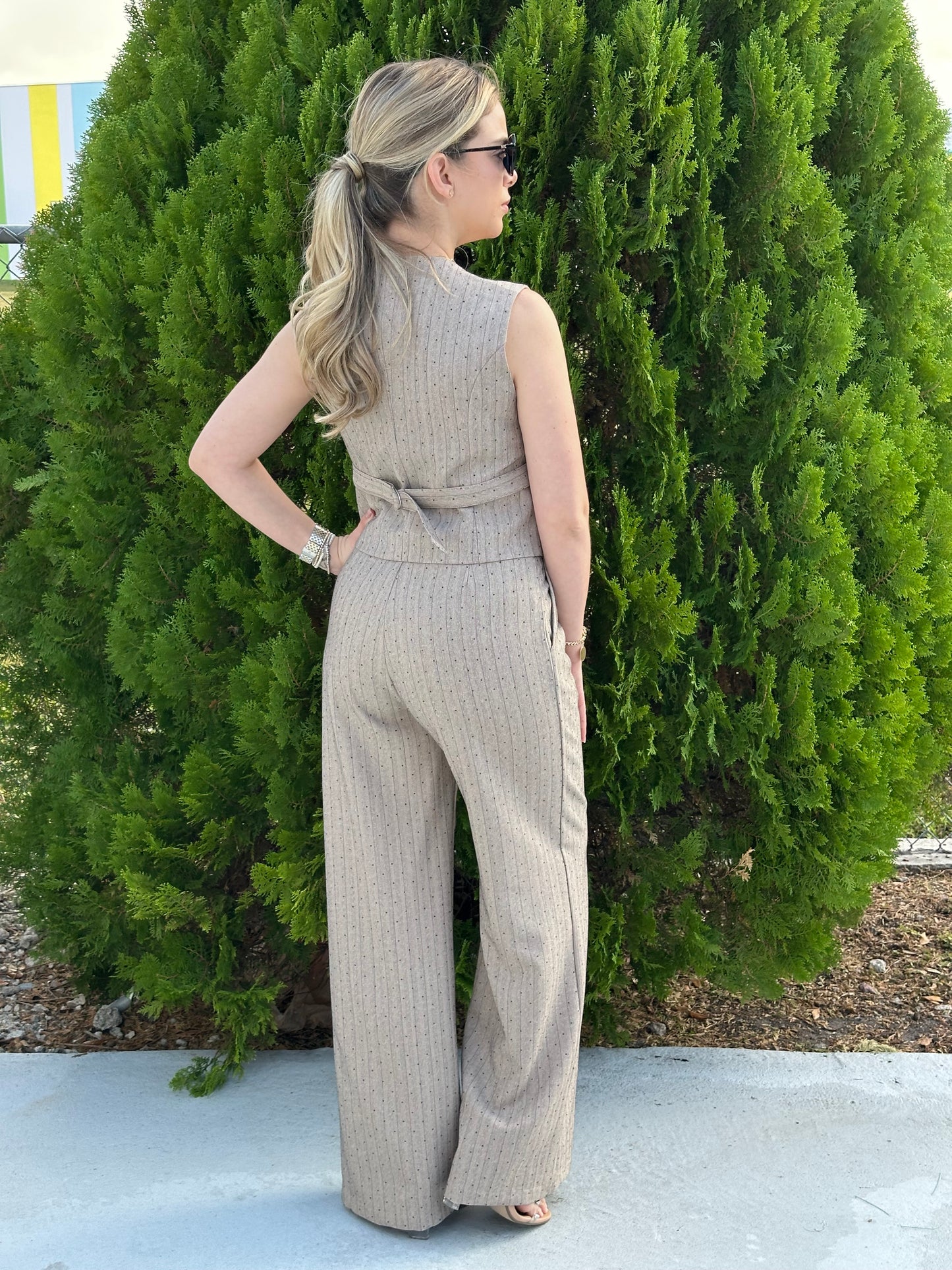Helen set