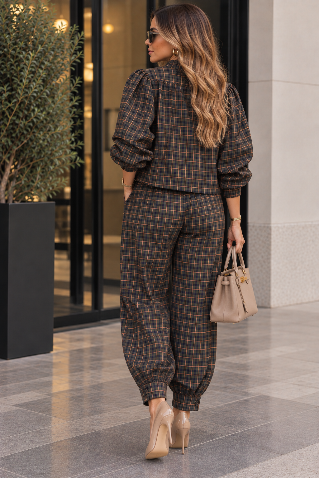 Brown tartan set