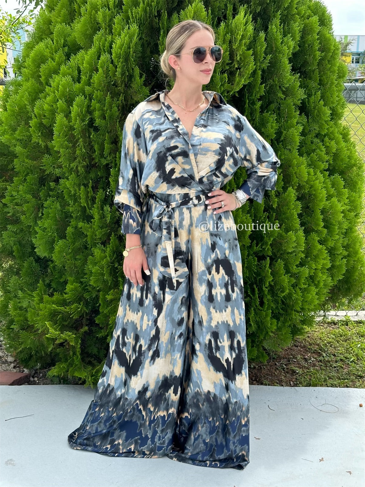 Nalia in blue