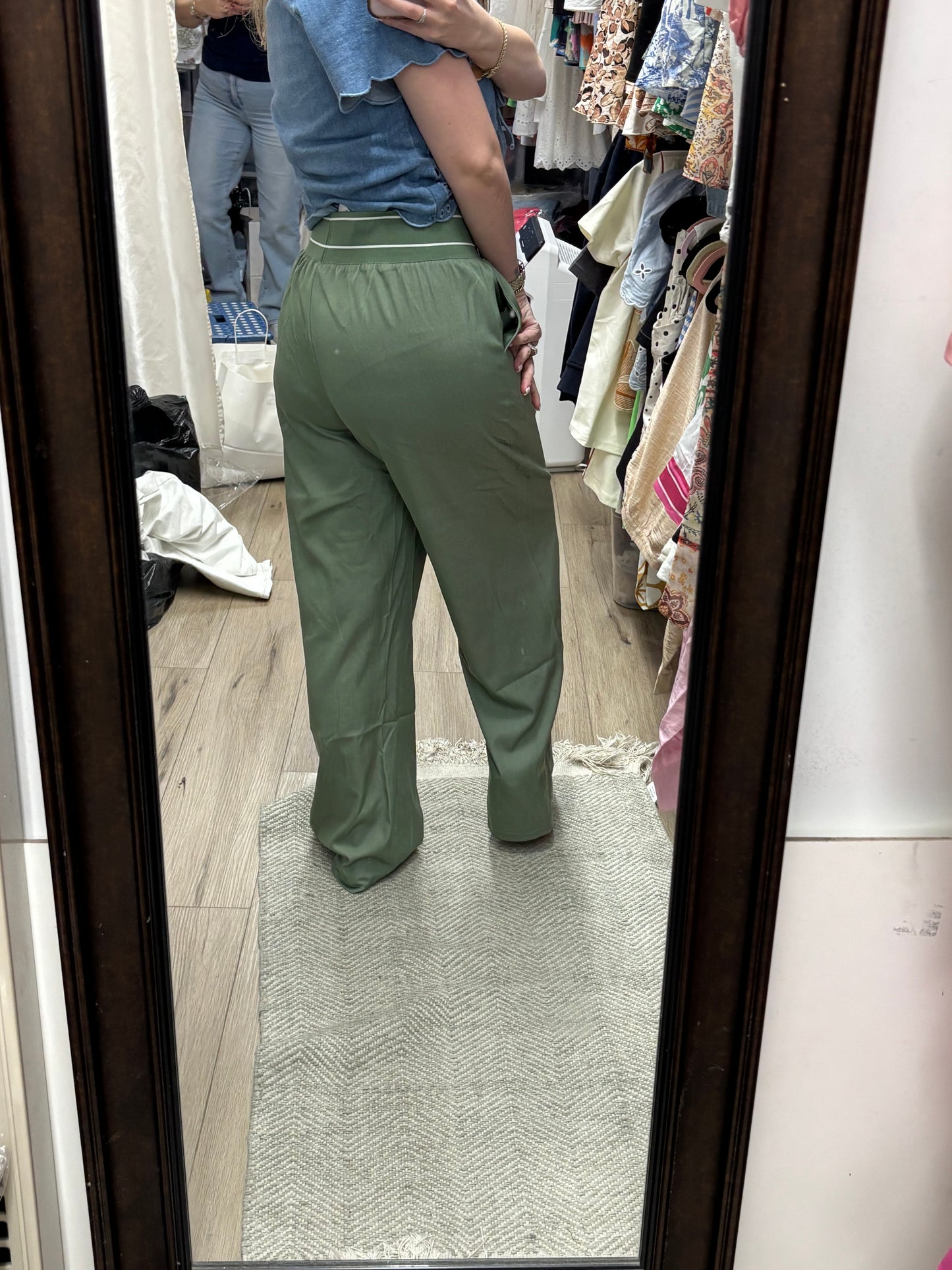 Pantalón con faja elástica