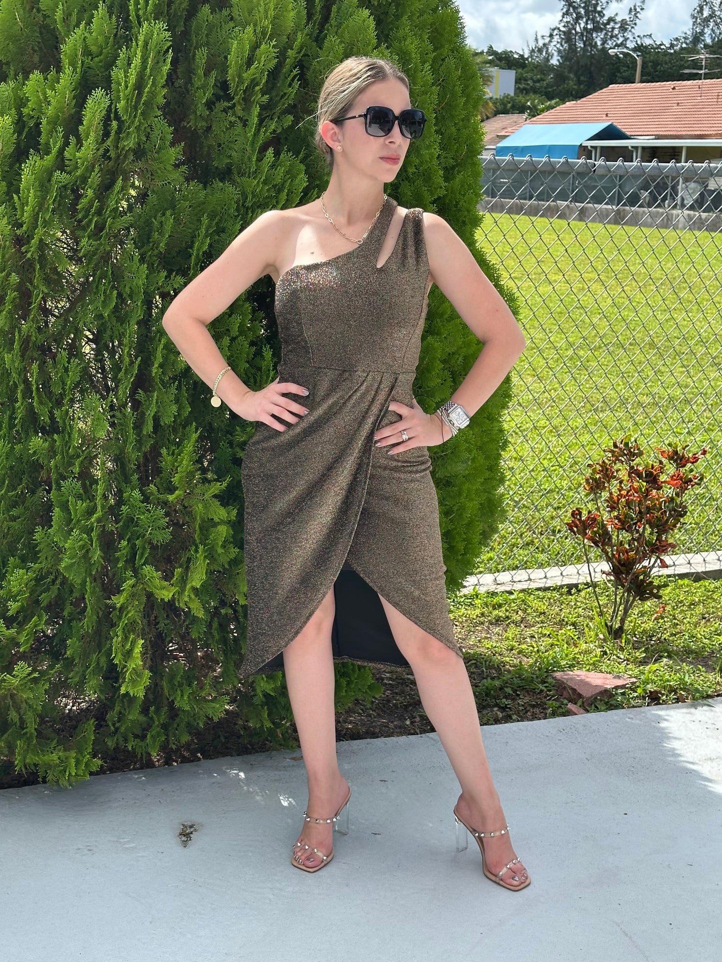 Gilli golden dress