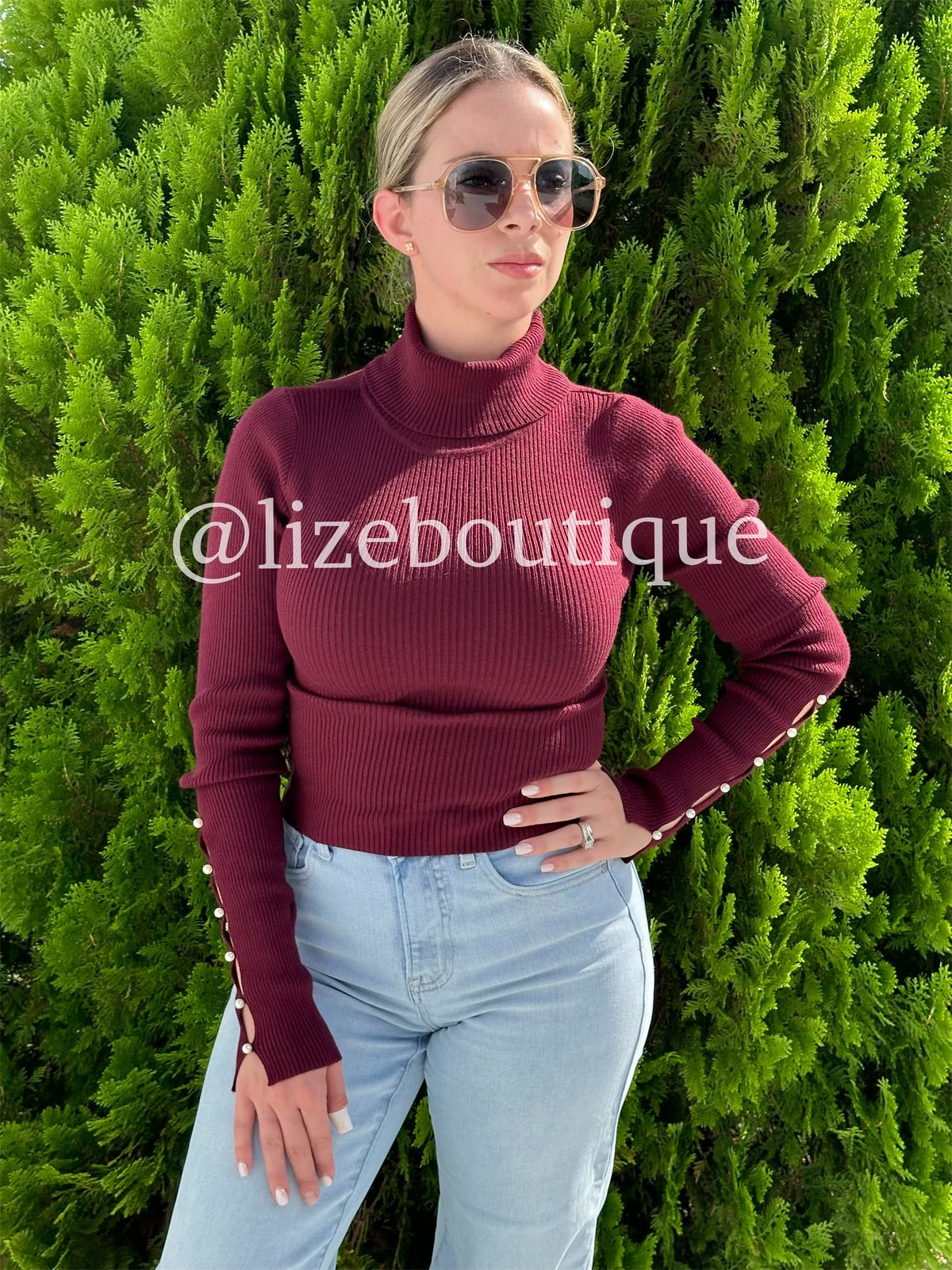 Pearly gated long sleeve turtle neck