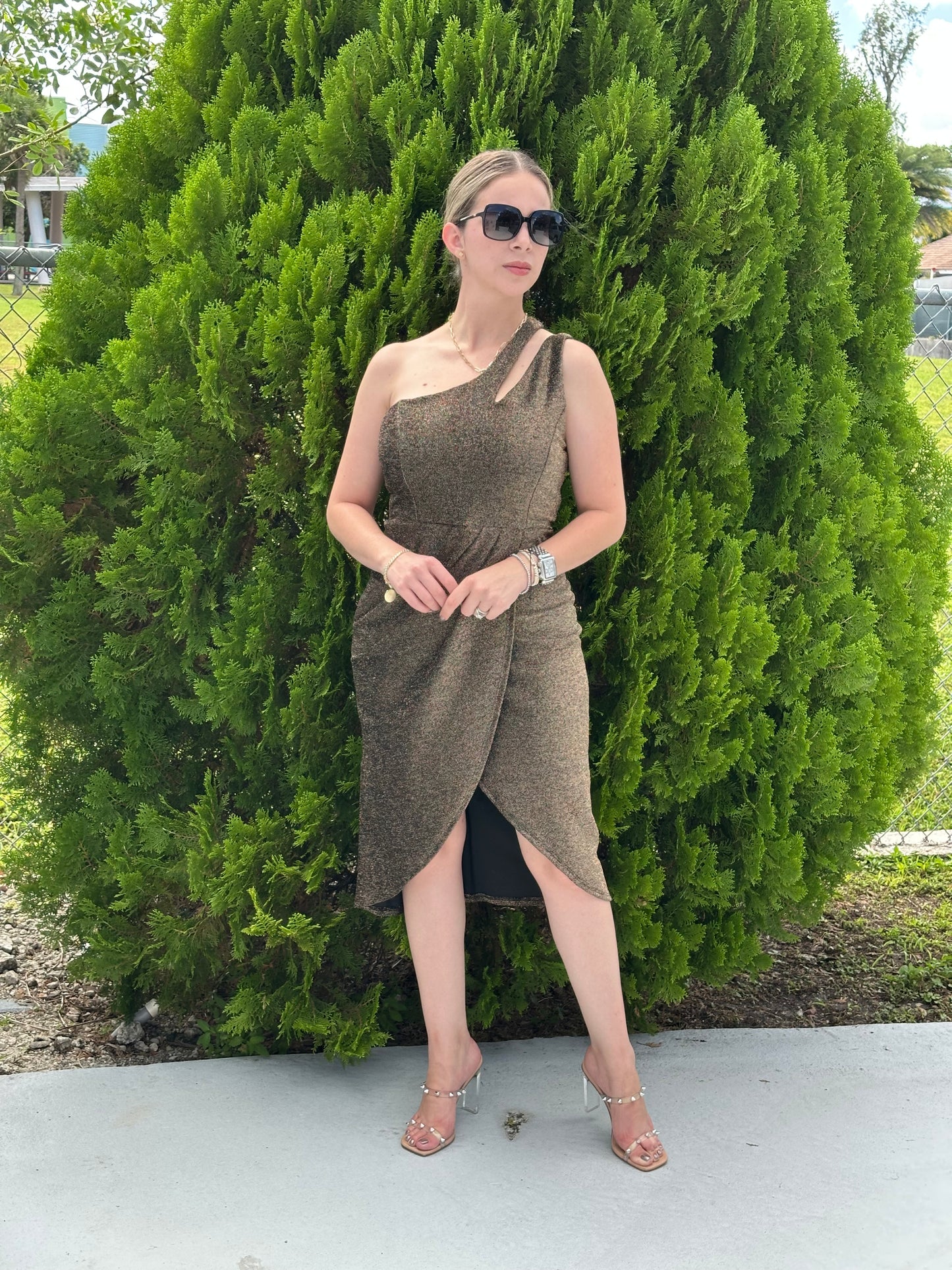 Gilli golden dress