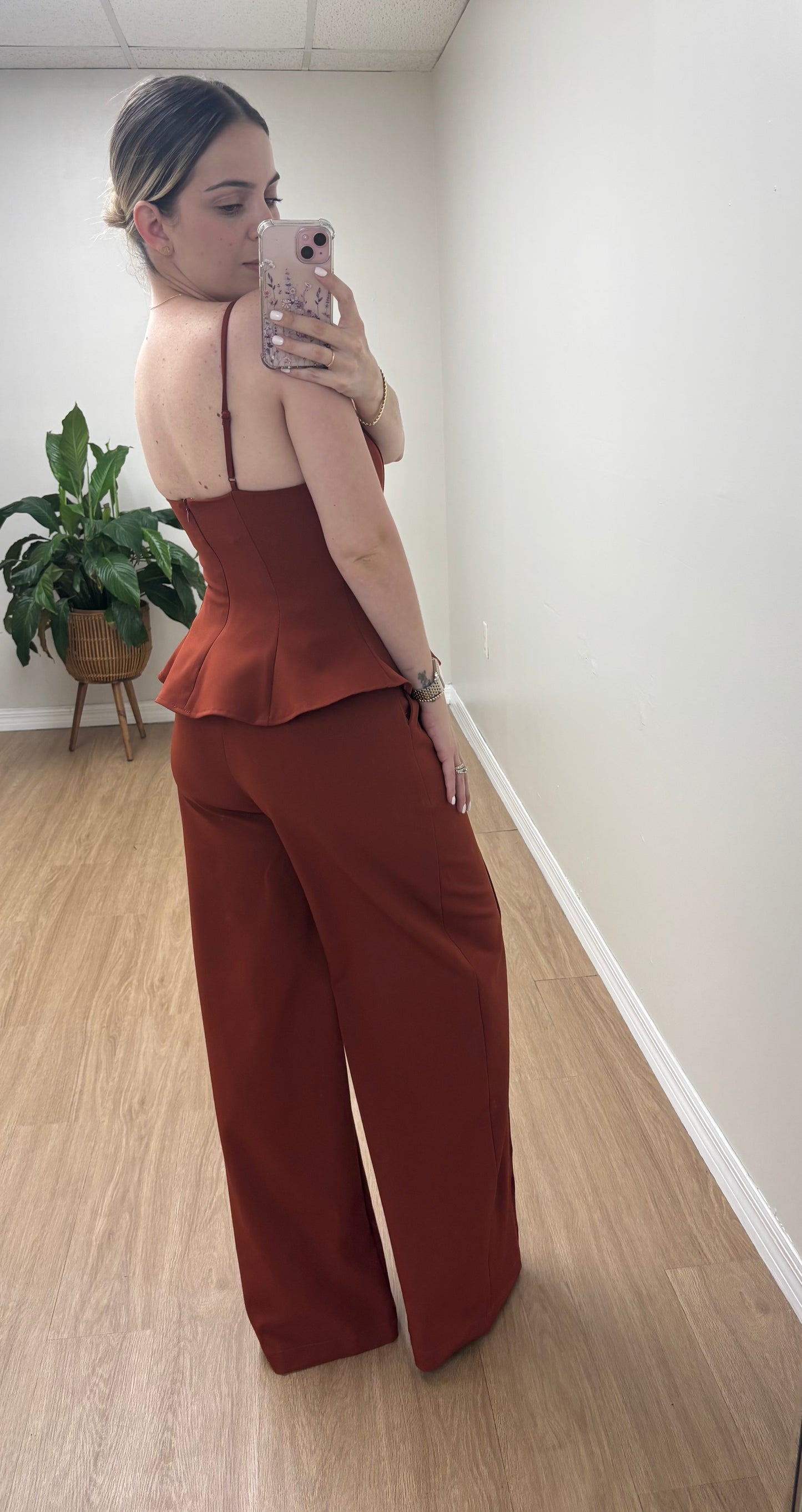 Raquel set