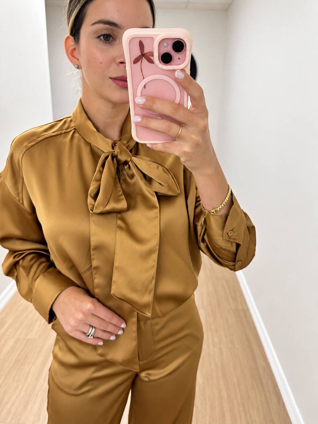 OVI satin set