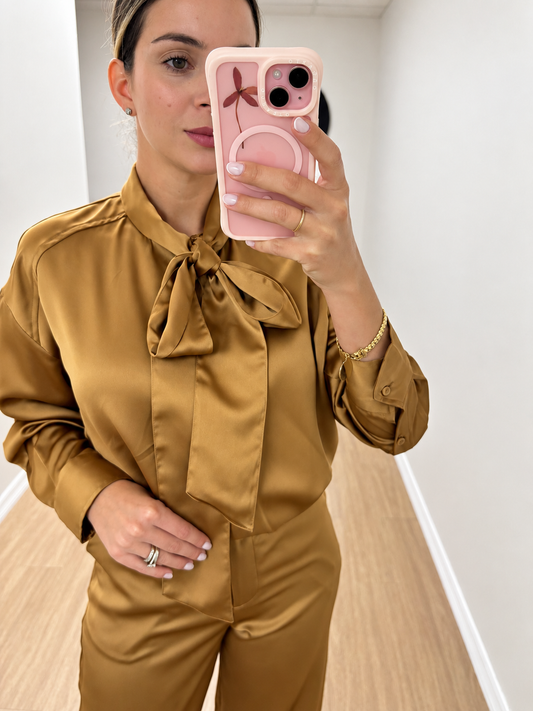 OVI satin set