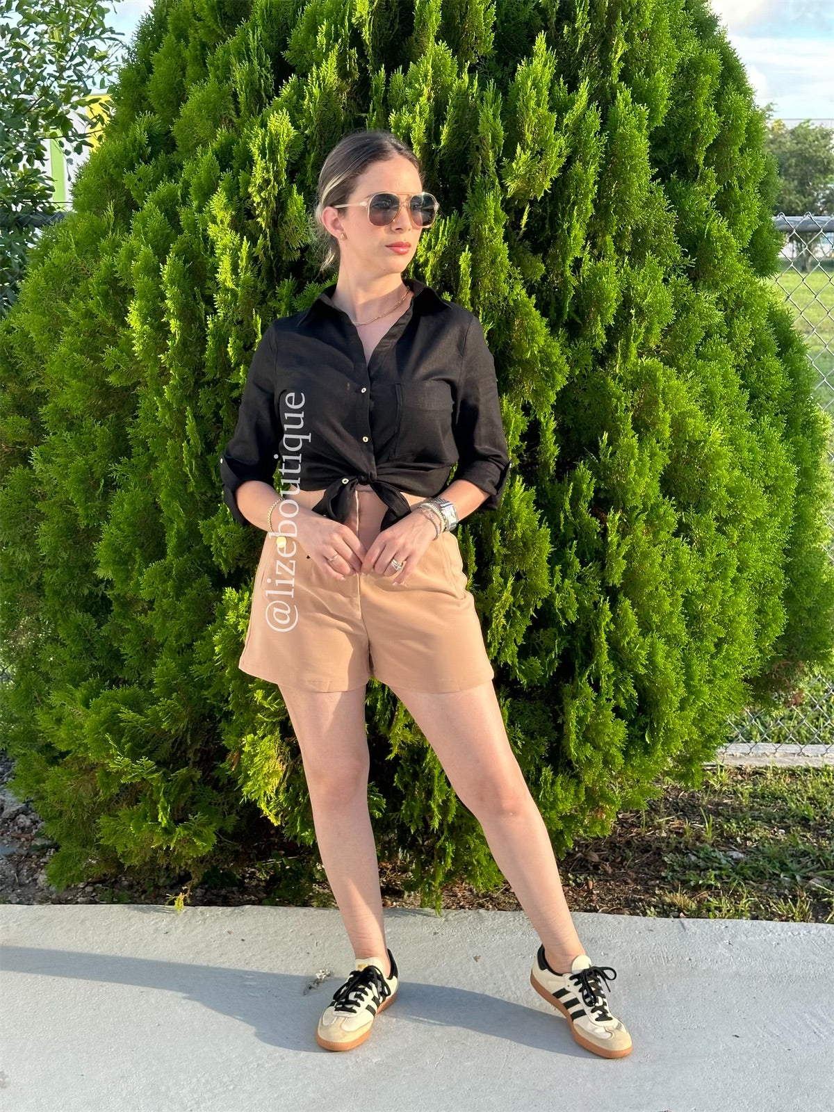Clarissa short beige