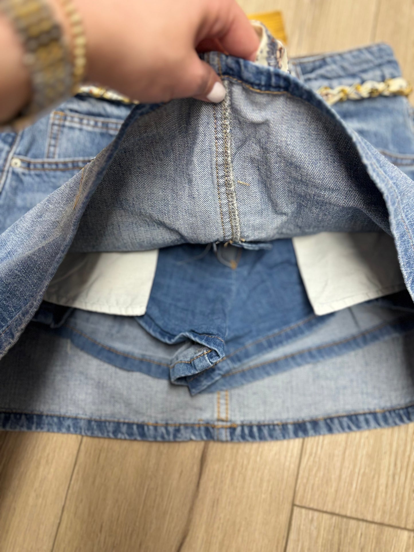 LC denim skirt