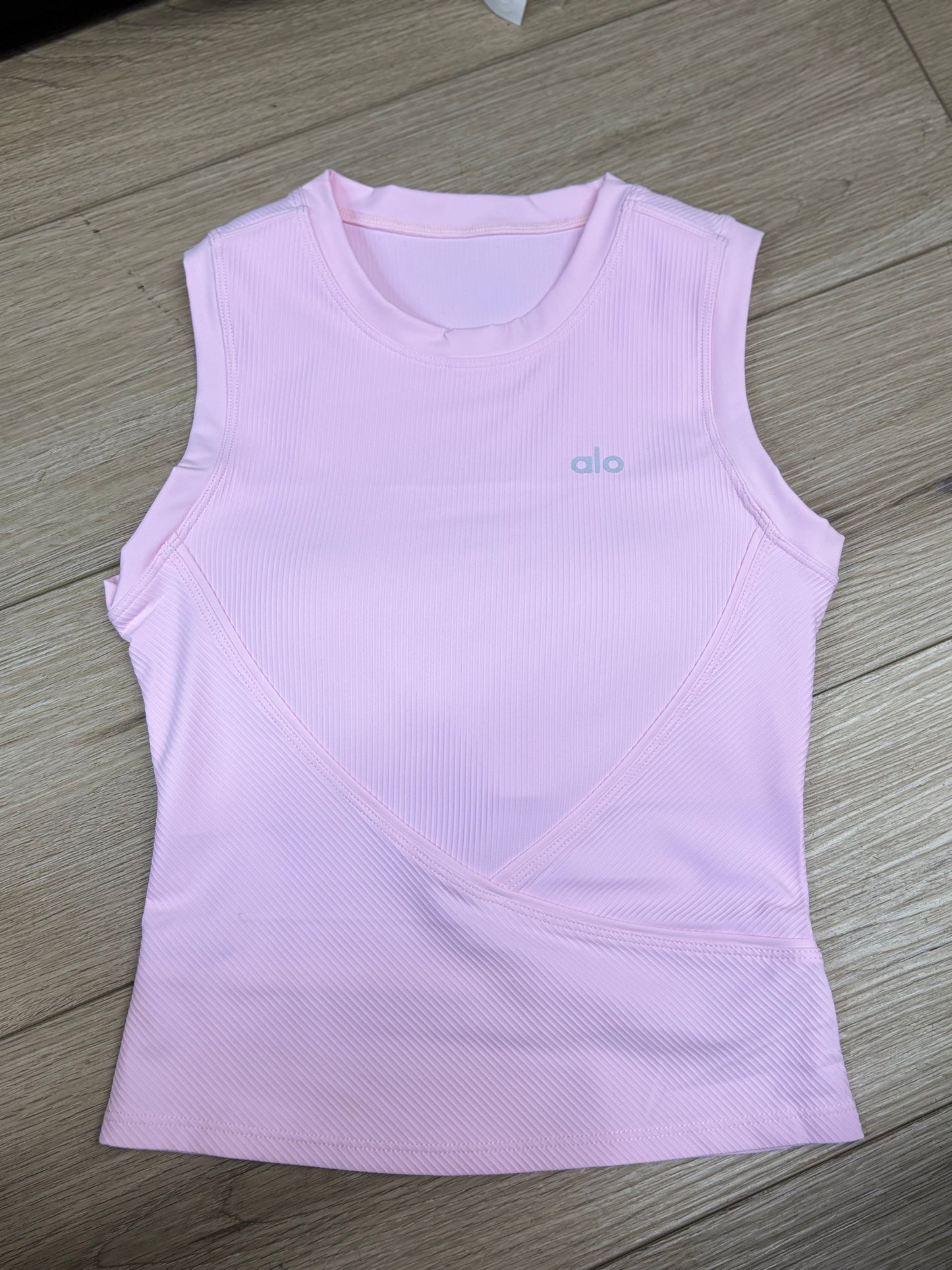 Pastel basic top