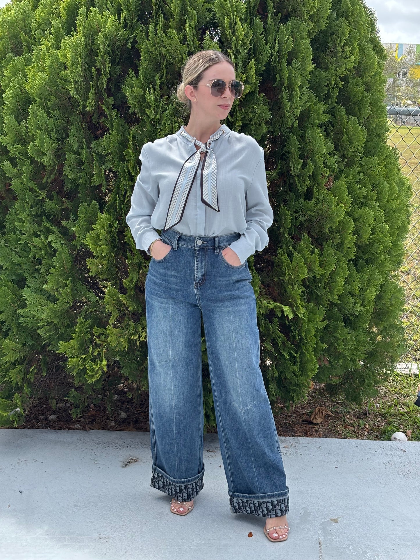 Victoria shirt