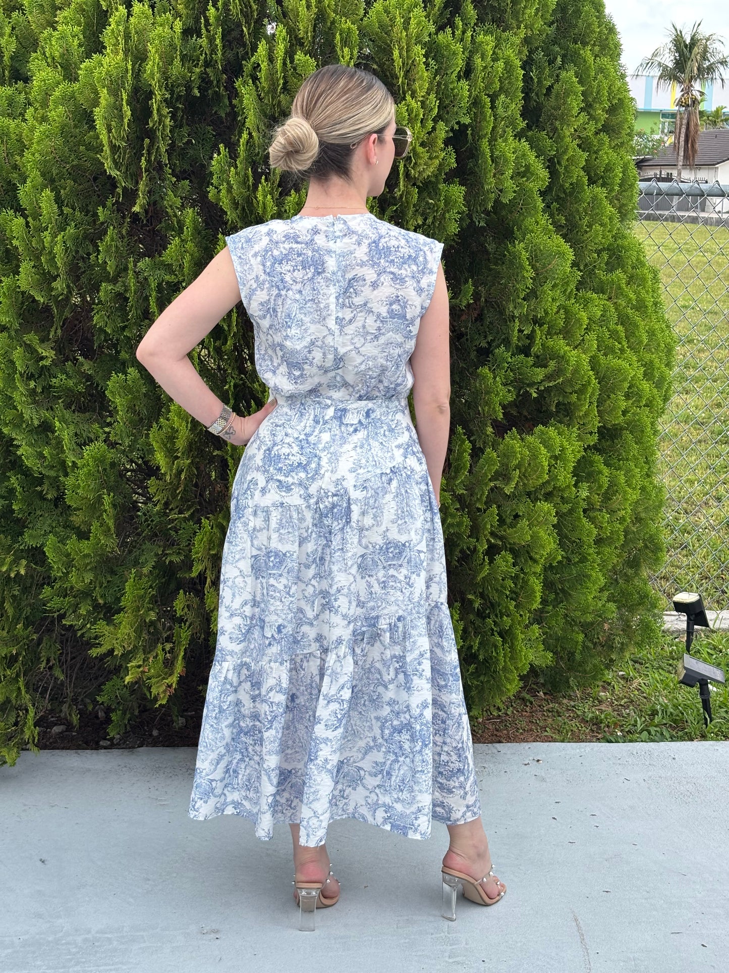 Elizabeth midi dress