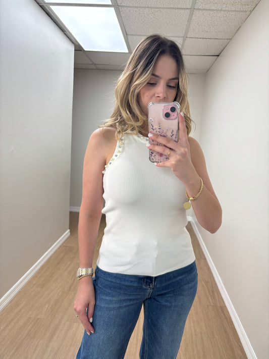 Tank top con perlas