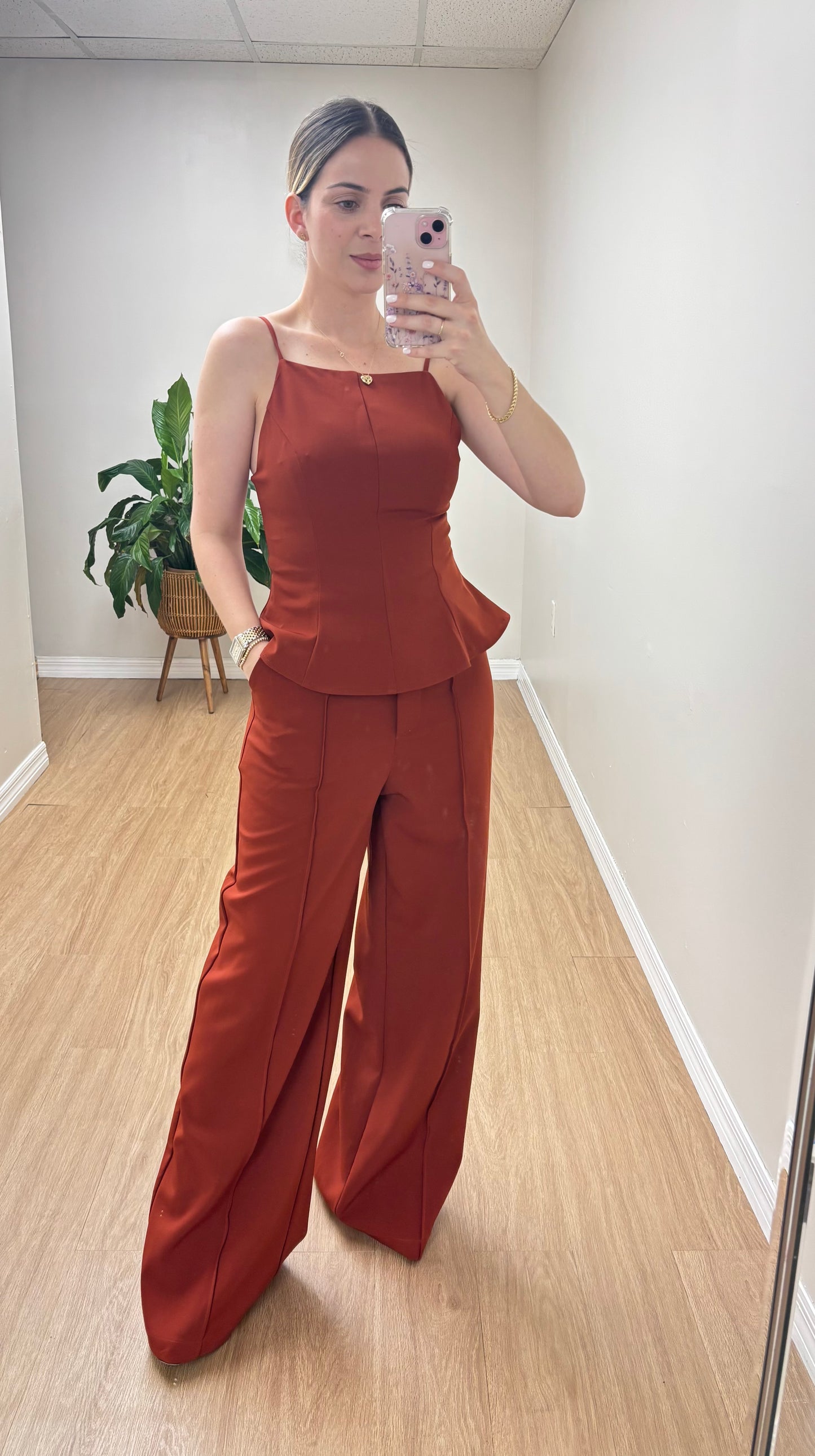 Raquel set
