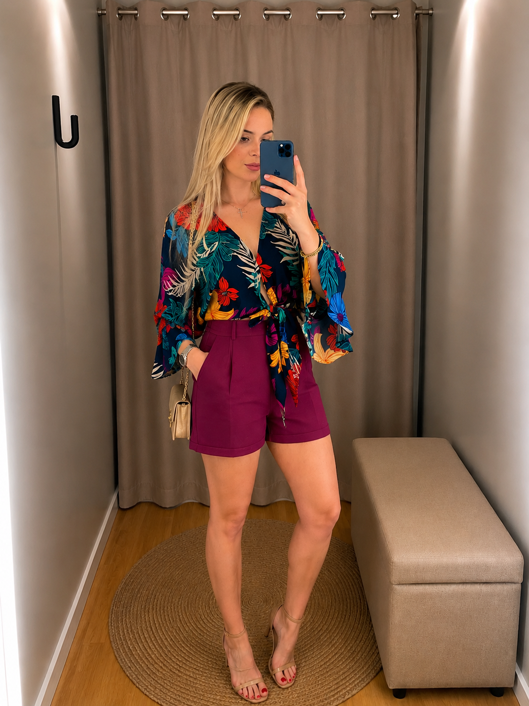 Short Clarissa wine
