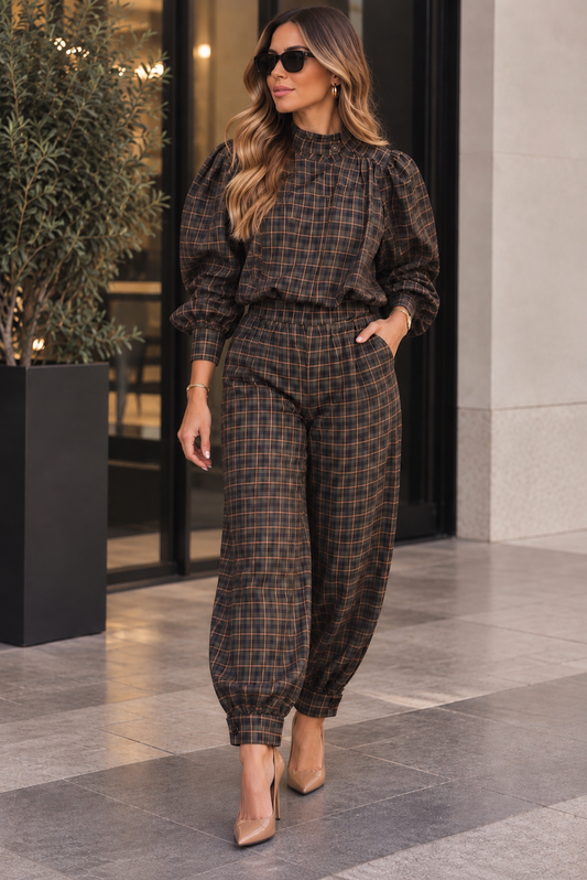 Brown tartan set