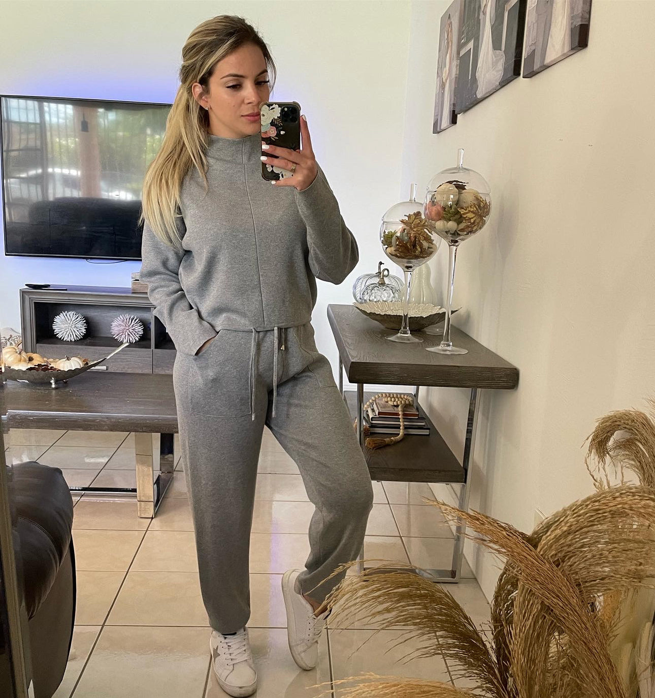 Carlotta set