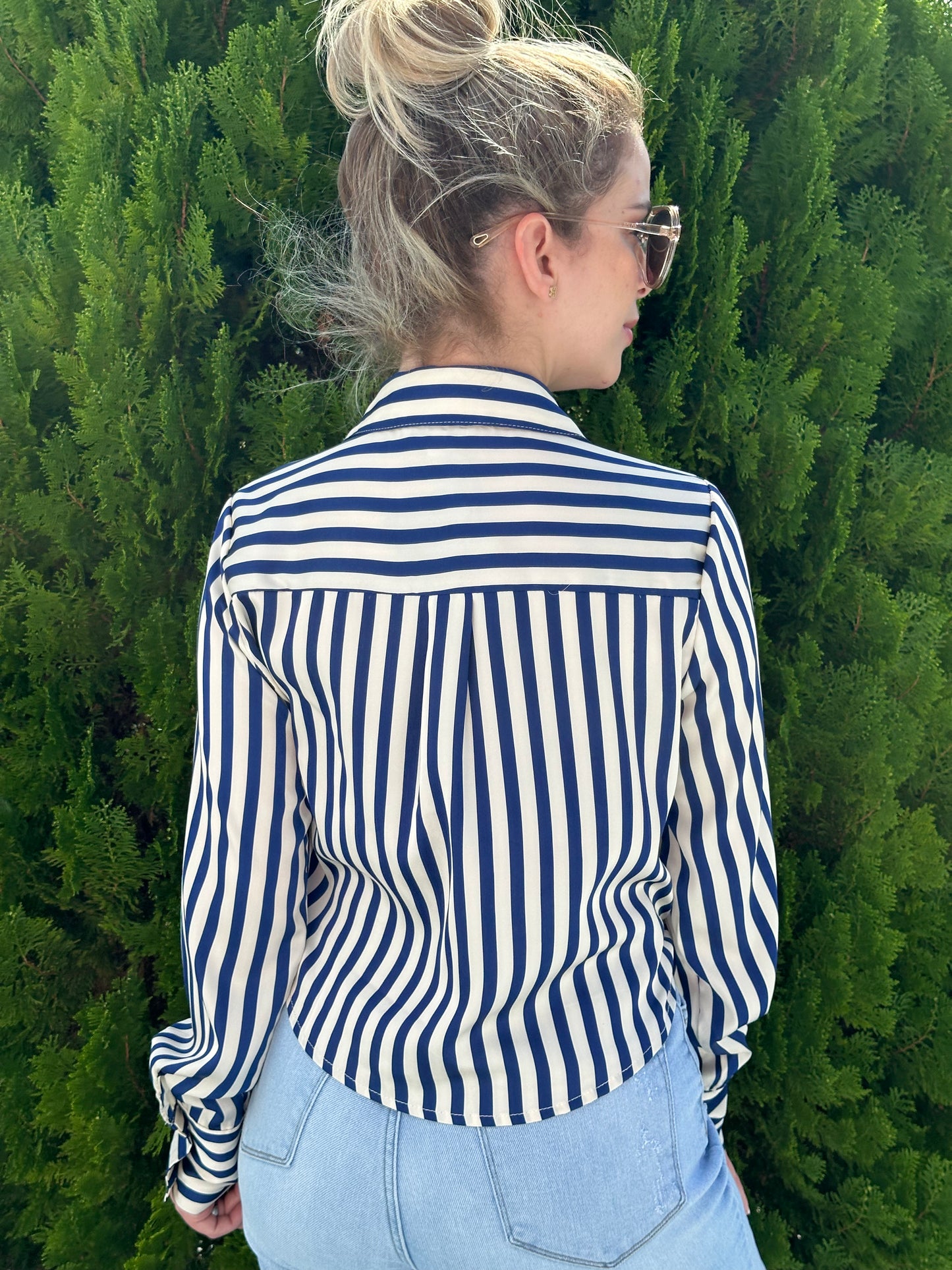 Blue stripes