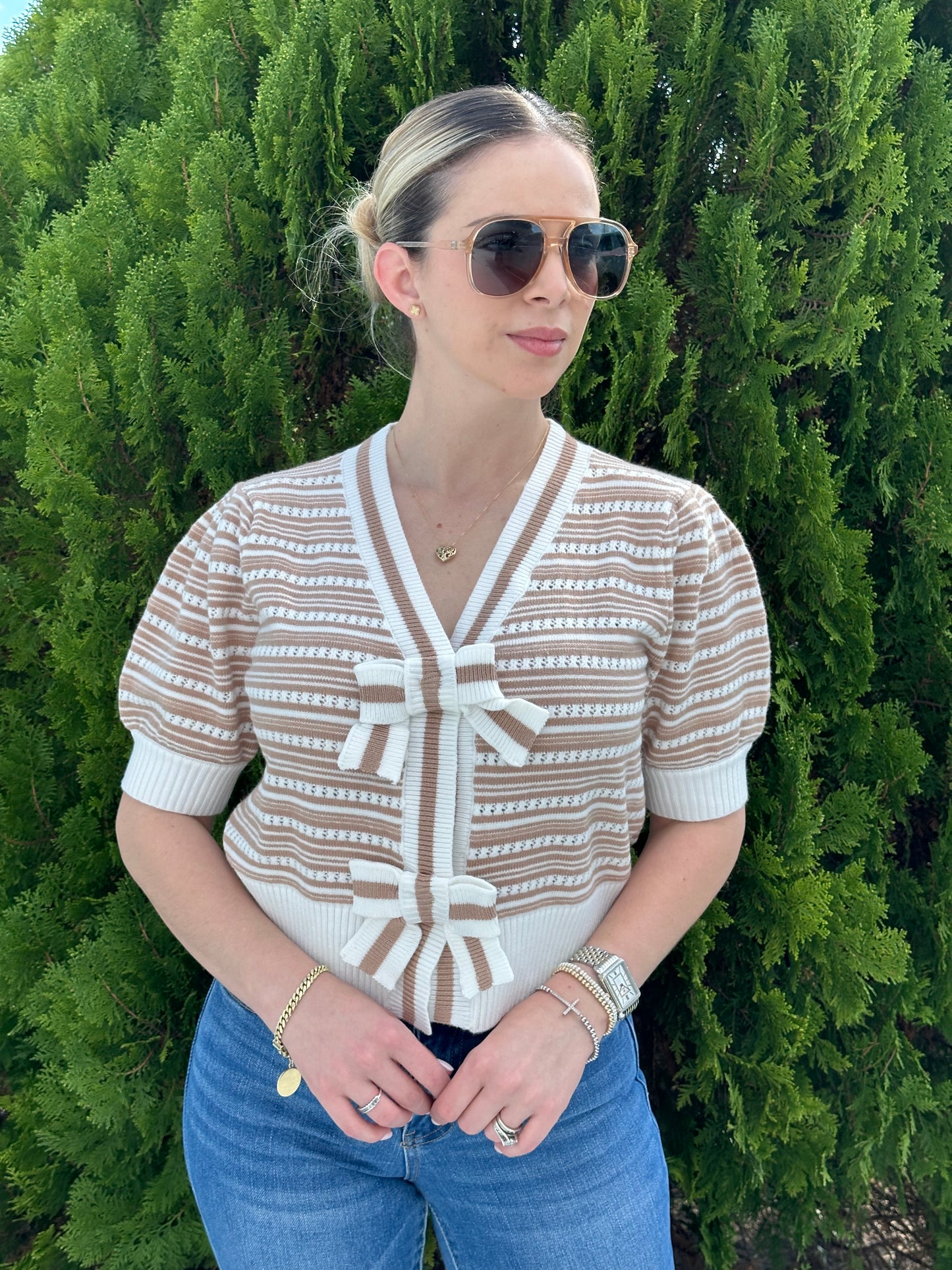 Stripes bow top