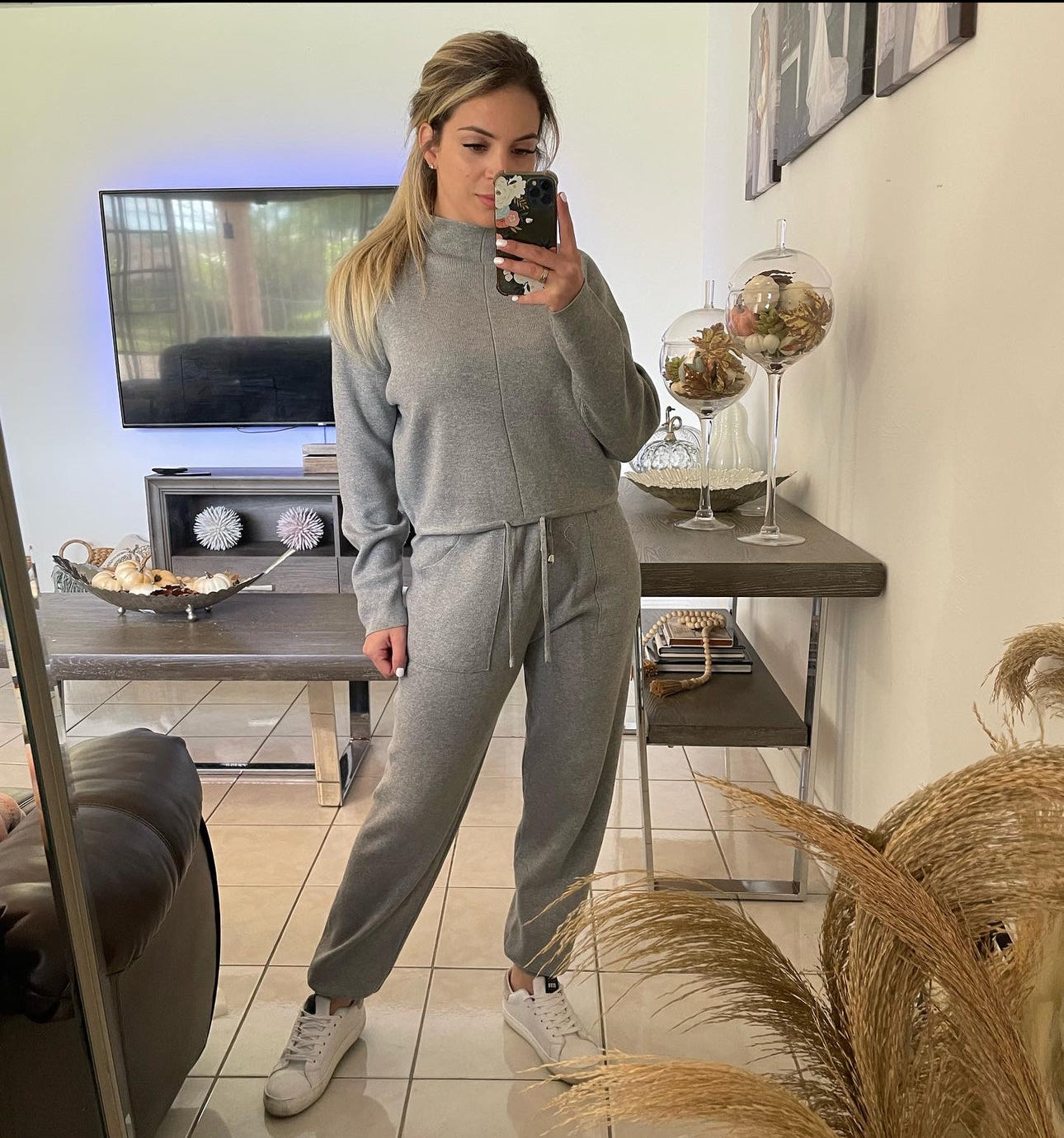 Carlotta set