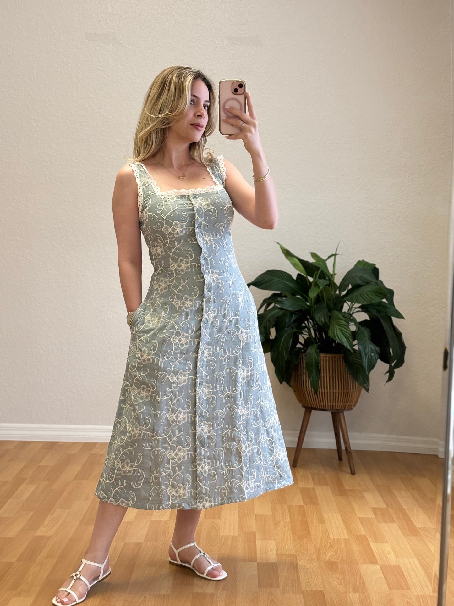 Wendy midi dress