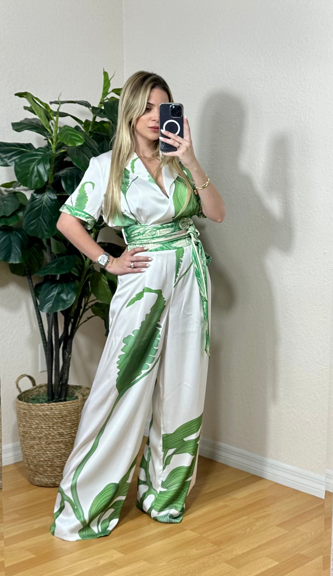 Tamara set