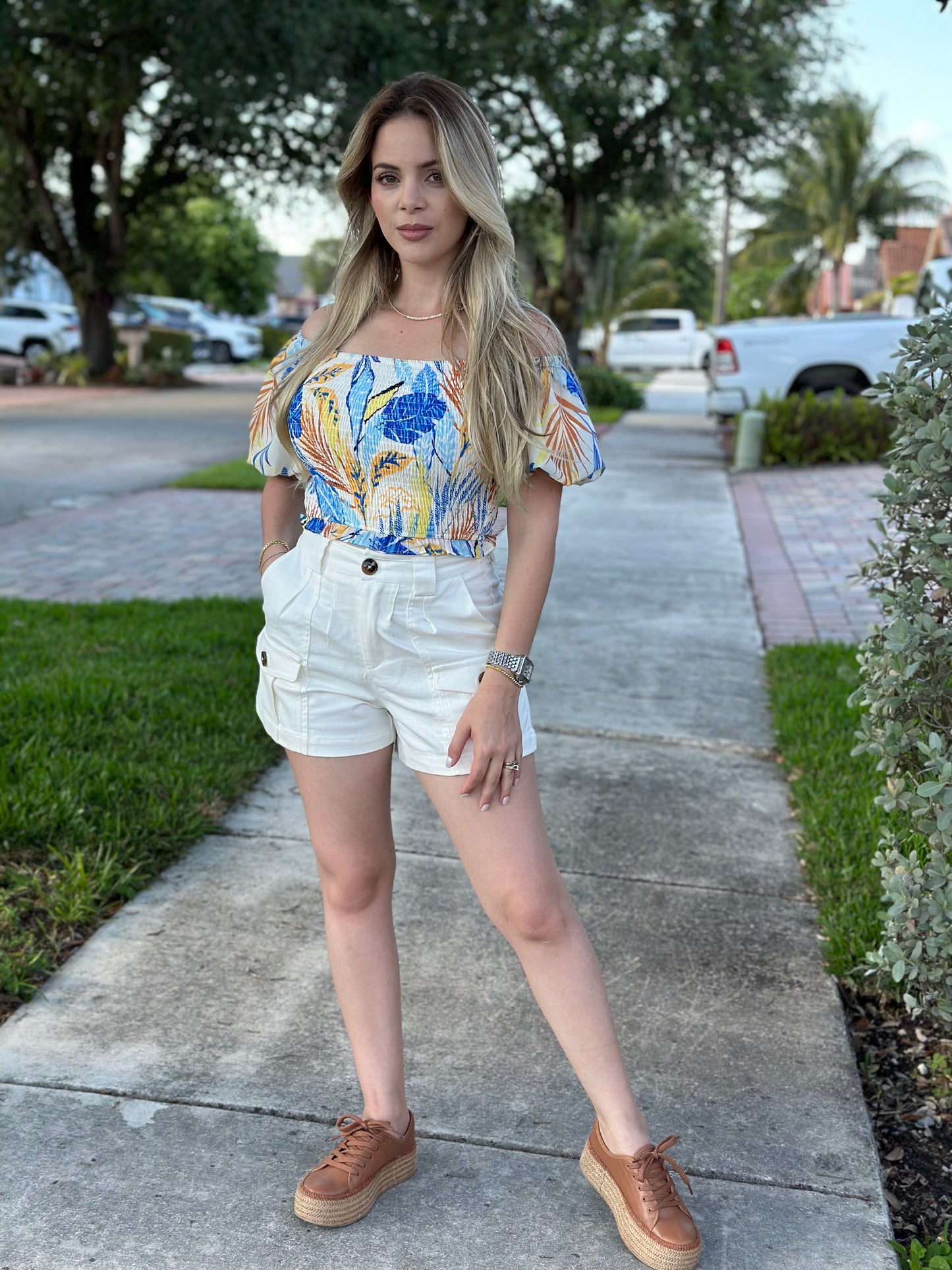 Cargo shorts white