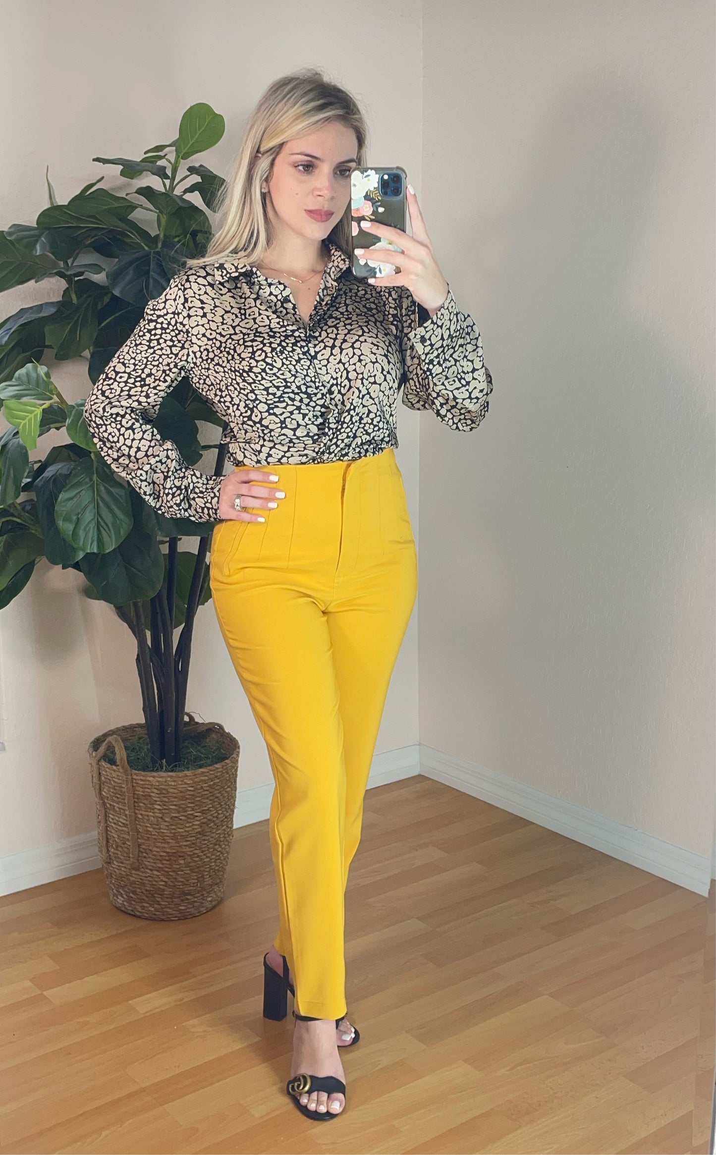 Clarissa Yellow
