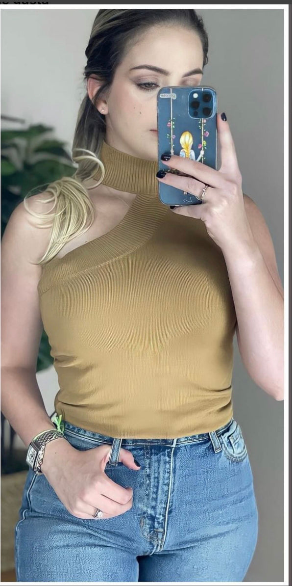 Top básicos khaki