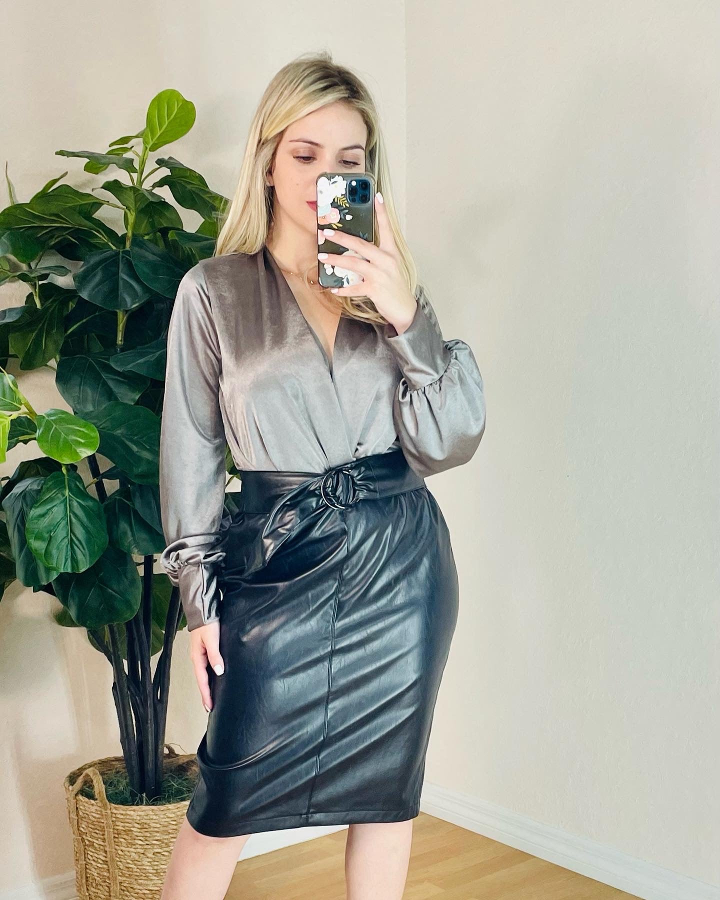 Leather Black skirt